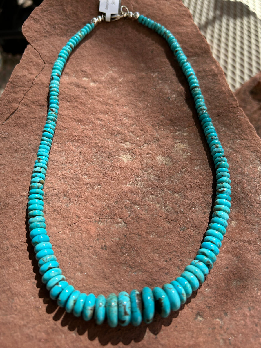 Natural Turquoise graduated bead necklace with sterling silver. 18 JK