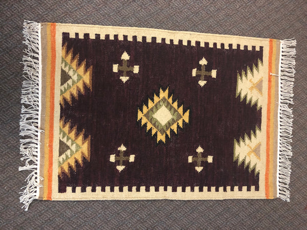 Handwoven wool rug with cotton fringe, 2’ x 3’, #shree 112