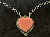 Navajo handcrafted by Robert Shakey in New Mexico, USA.  NM109. 1.25” top to bottom. NM109