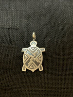Native American handcrafted sterling silver TURTLE pendant.  NM122
