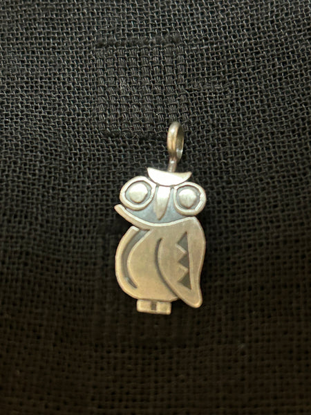 Native American handcrafted sterling silver Owl pendant. NM114