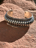 Navajo handcrafted sterling silver bracelet.  LZ065