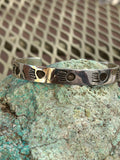 Navajo handcrafted sterling silver bracelet. LZ057