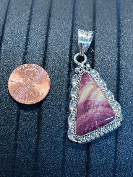 Navajo handcrafted sterling silver with purple Spiney Oyster shell stone pendant.  LZ324