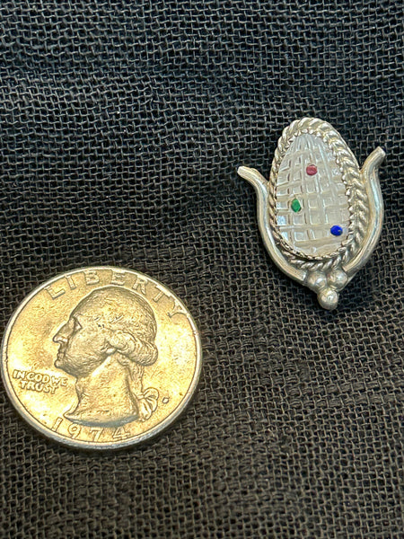 Zuni handcrafted sterling silver pin/pendant with genuine stone inlay.  LZ509