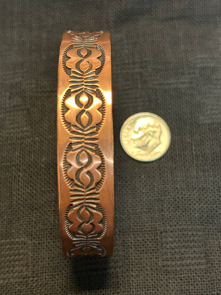 Navajo handcrafted solid copper bracelet.  LZ564