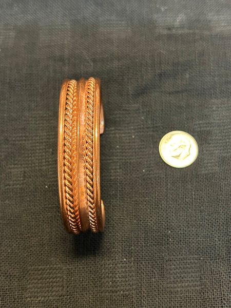 Navajo handcrafted solid copper bracelet.  LZ607