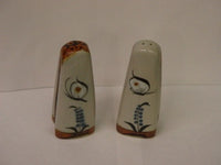 Ken Edwards Salt and Pepper Shaker Set (V32)