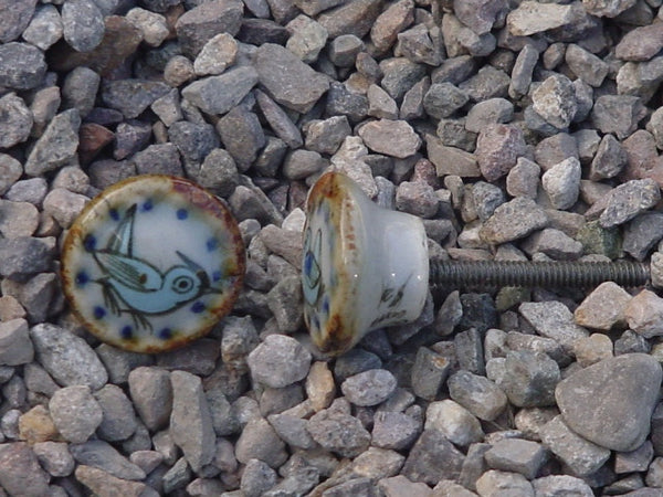 Ken Edwards Medium Drawer Pull (D6) is hand decorated and fired at over 1,000 degrees.  Each drawer pull is a one of a kind work of art.  All are round. this is the smallest of our knobs.