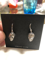 Sterling silver skull earrings. PS12