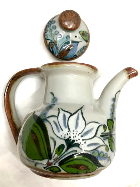 Small teapot with lid with brown trim